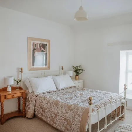 別荘 Gatecroft House