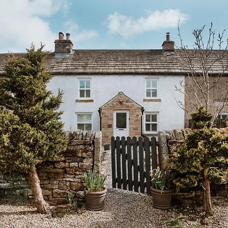 Gatecroft House *